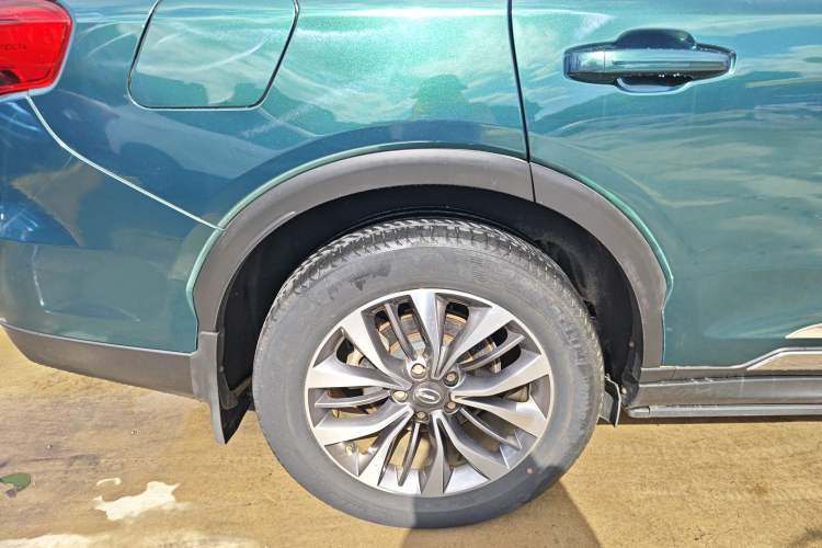 Used GAC Trumpchi GS8 2017 320T Two-Wheel Drive Luxury Smart Connectivity Version (7 Seats)