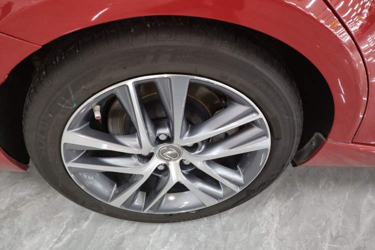 Used Lexus IS 2017 300 Leading Edition