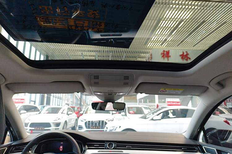 Used Volkswagen Magotan 2023 2 Million Units Commemorative Edition 330TSI DSG Luxury Version
