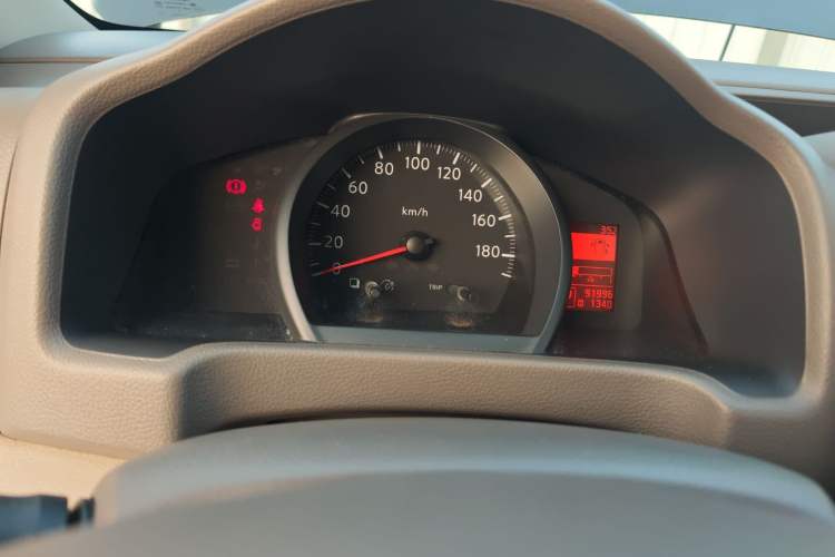 Used Nissan NV200 2016 Revised Version 1.6L CVT Deluxe Edition