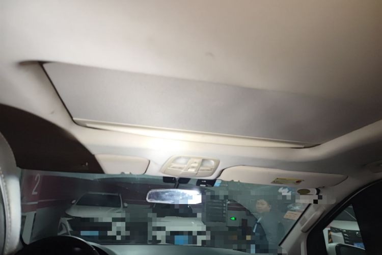 Used SAIC MAXUS G10 2018 PLUS 2.0T Automatic Elite Edition Headliner