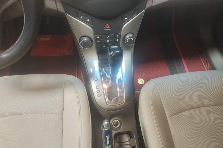 Used Chevrolet Cruze 2015 1.5L Classic SE AT
