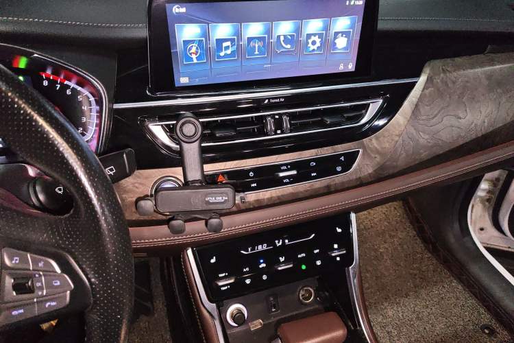 Used Changan CS75 2018 280T Automatic Yazi Model China V Standard