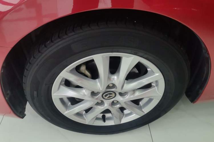 Used Mazda 3 Axela 2017 Sedan 1.5L Automatic Luxury Model Emission Standard China V