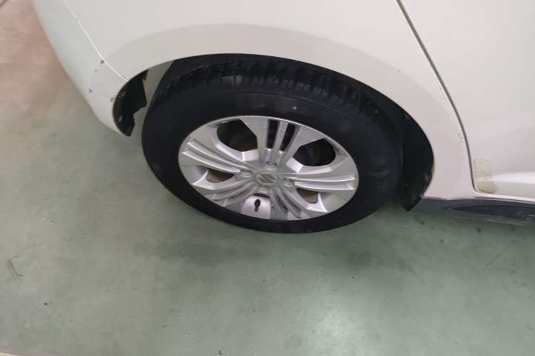 Used Suzuki Swift 2014 1.5L Automatic Fashion Edition Exterior 5