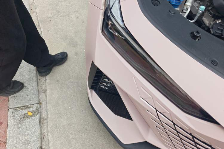 Used CHANGAN UNI-V 2023 1.5T Prestige Model
