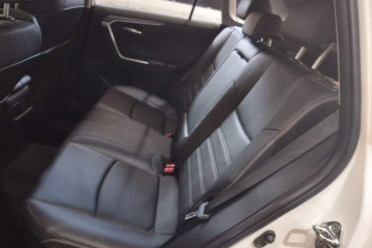 Used Toyota RAV4 2020 Dual-Engine 2.5L E-CVT 4x4 Elite PLUS Edition