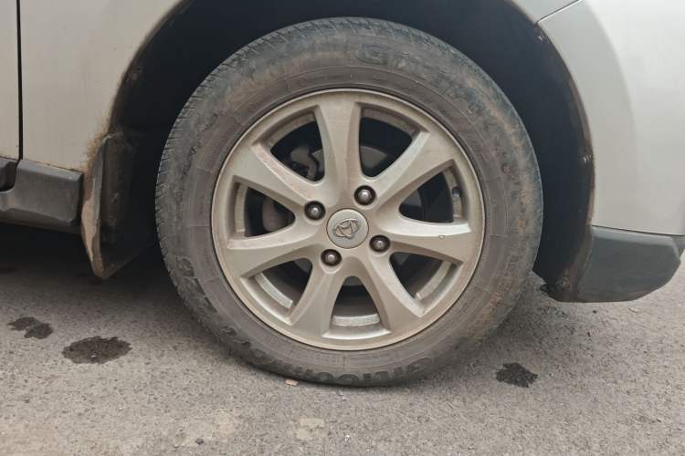 Used CHANGAN KAICHENG Ounuo S 2015 1.5L Jin Ouno Standard Model Right Front Wheel Hub