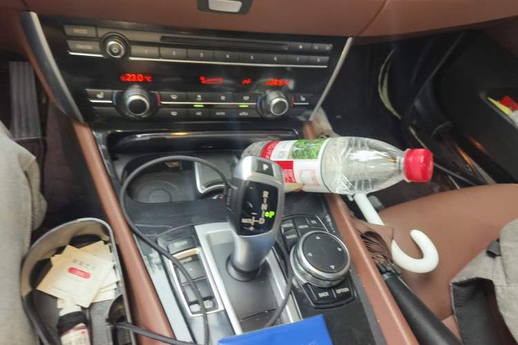 Used BMW 5 Series GT 2015 528i Leading Model
