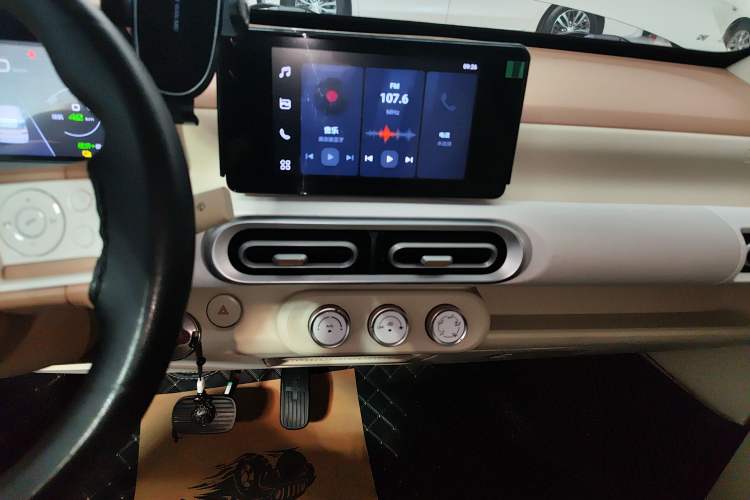 Used Wuling Hongguang MINIEV 2024 3rd Generation 215km Advanced Version