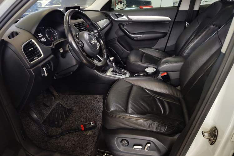 Used Audi Q3 2016 30 TFSI Fashion Model