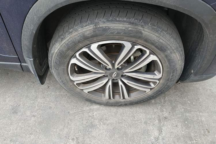 Used Chery Tiggo 8 2020 Facelifted Version 290TGDI Automatic Elite Edition Right Front Wheel Hub