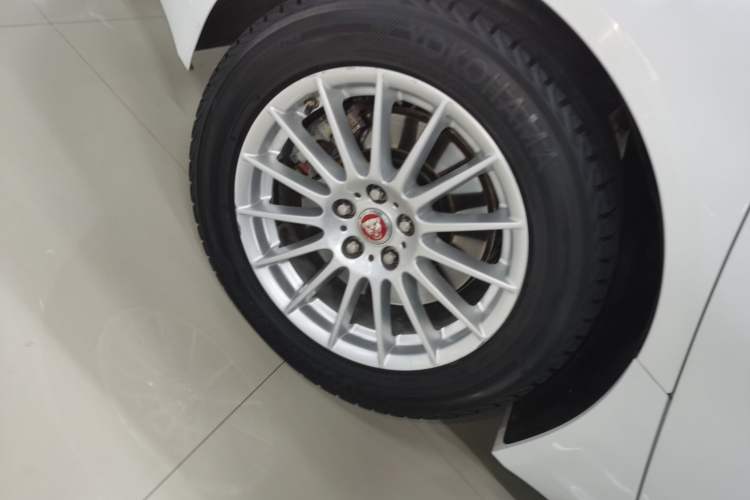 Used Jaguar XFL 2018 XFL 2.0T 200PS Luxury Edition
