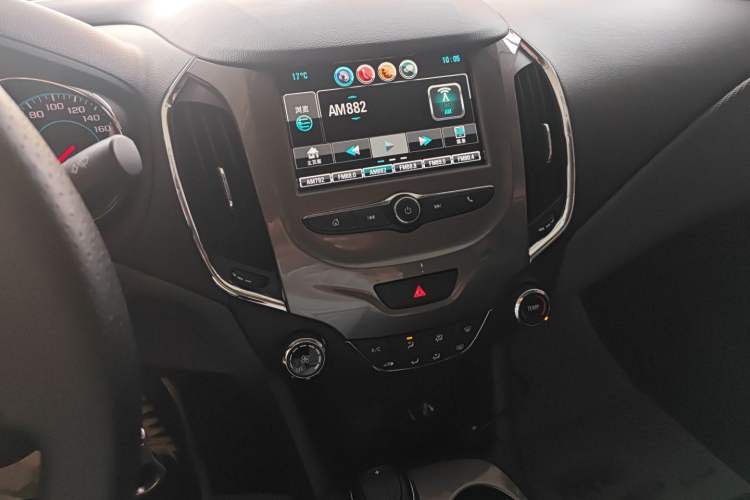 Used Chevrolet Cruze 2018 320 Automatic Pioneer Sunroof Edition
