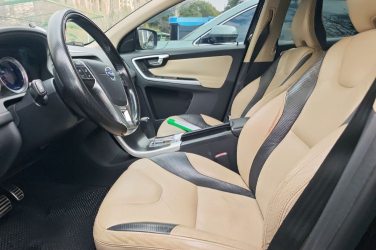 Used Volvo XC60 2011 T6 AWD Zhiya Edition