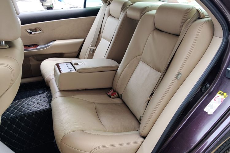 Used Toyota Crown 2012 2.5L Royal Leather Edition Left Rear Seat