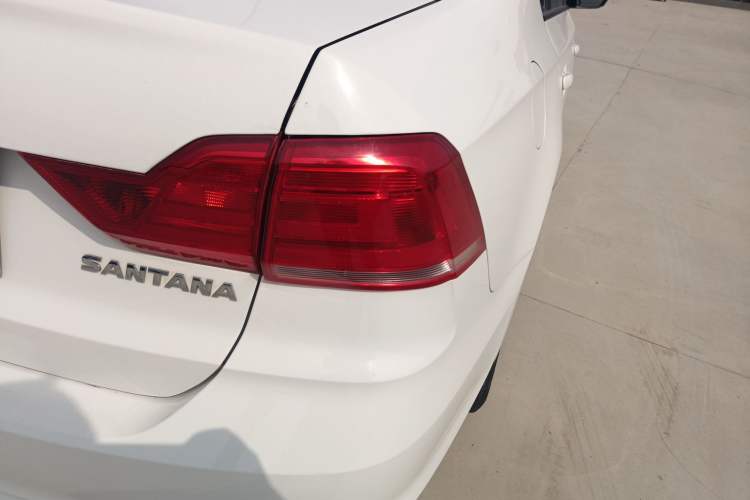 Used Volkswagen Santana 2019 1.5L Automatic Fashion Edition China VI Right Rear Taillight