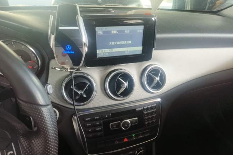 Used Mercedes-Benz GLA 2015 GLA 200 Sport Edition
