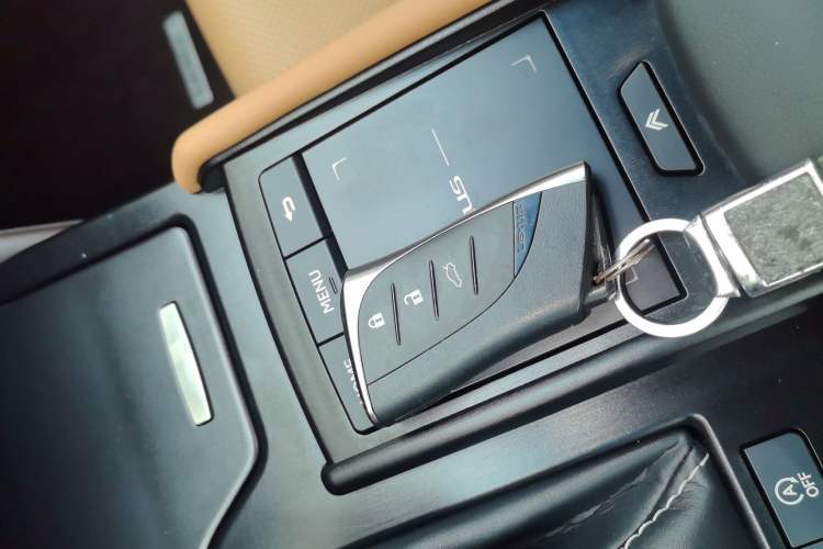 Used Lexus ES 2020 200 Excellence Edition