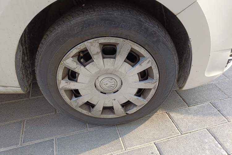 Used Skoda Rapid Spaceback 2014 1.4TSI DSG Enjoyment Edition