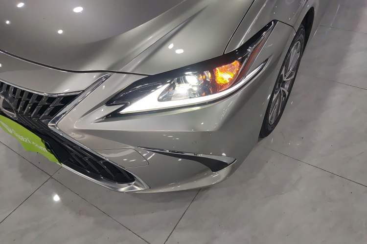 Used Lexus ES 2022 200 Excellence Edition