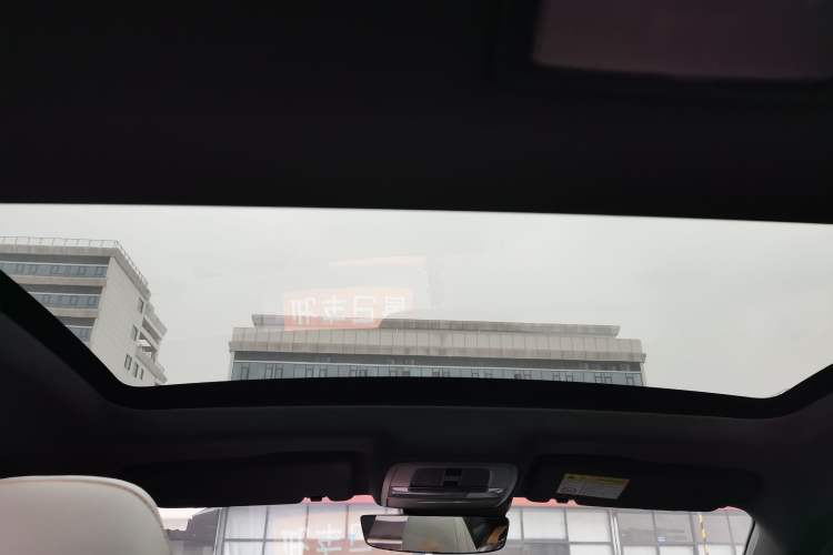 Used MG 5 Scorpio 2022 1.5T Trophy Sport Flagship Edition