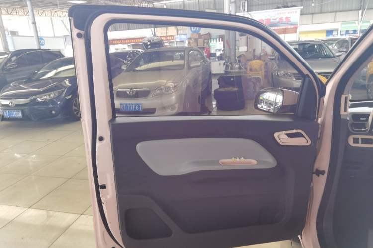 Used Wuling Hongguang MINIEV 2022 Macaron Premium Model – Lithium Iron Phosphate