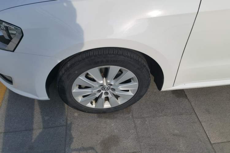 Used Volkswagen Lavida 2013 Restyled Classic 1.6L Automatic Comfort Edition
