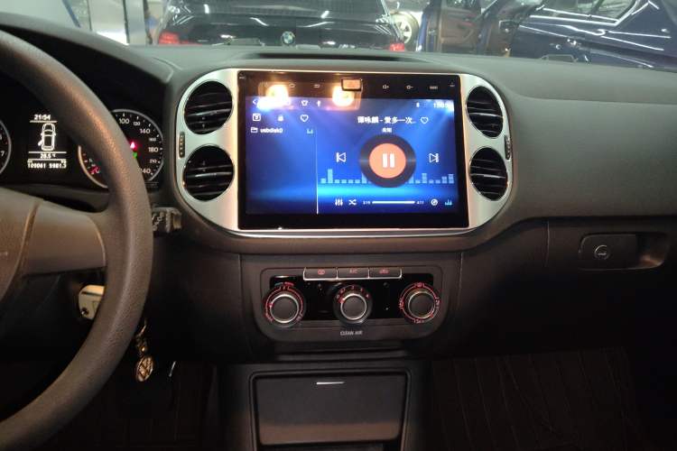 Used Volkswagen Tiguan L 2016 300TSI Automatic Two-Wheel Drive Trend Edition