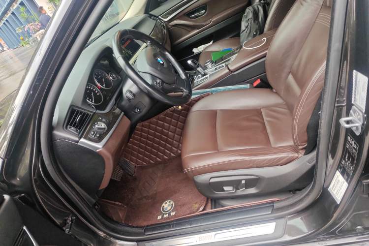 Used BMW 5 Series 2014 525Li Luxury Design Package
