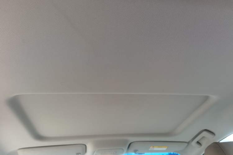 Used Buick GL8 2022 Land Cruiser Executive Class 652T Comfort Model