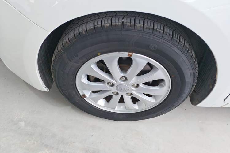 Used Kia K3 2015 1.6L Manual GL
