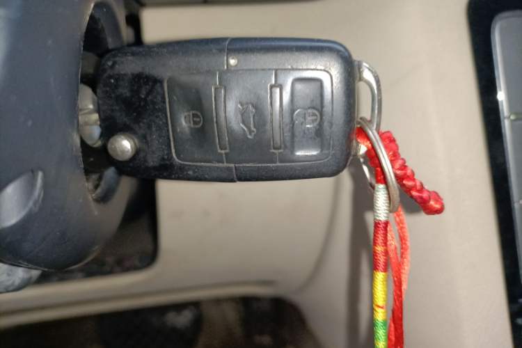 Used Volkswagen Passat 2009 2.0L MFI Automatic Luxury Edition