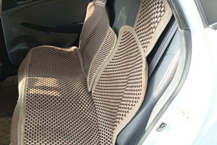 Used Hyundai Verna (older generation) 2016 1.4L Manual Smart GLS Trim