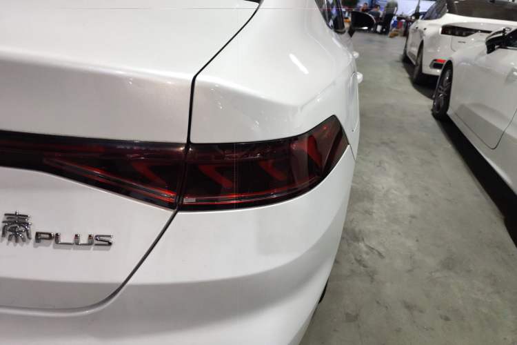 Used BYD Qin PLUS 2021 DM-i 55KM Flagship Model Right Rear Taillight