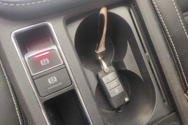 Used MG 6 2017 20T Automatic Luxury Smart Connect Version China V Standard
