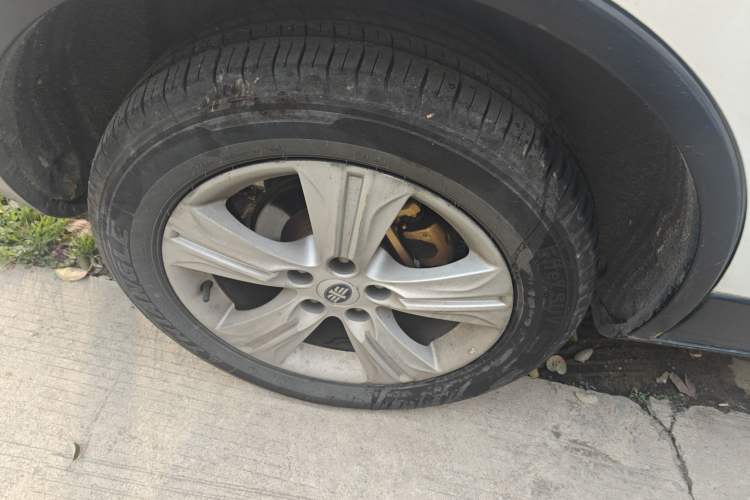 Used Bestune X80 2015 2.0L automatic comfort version
