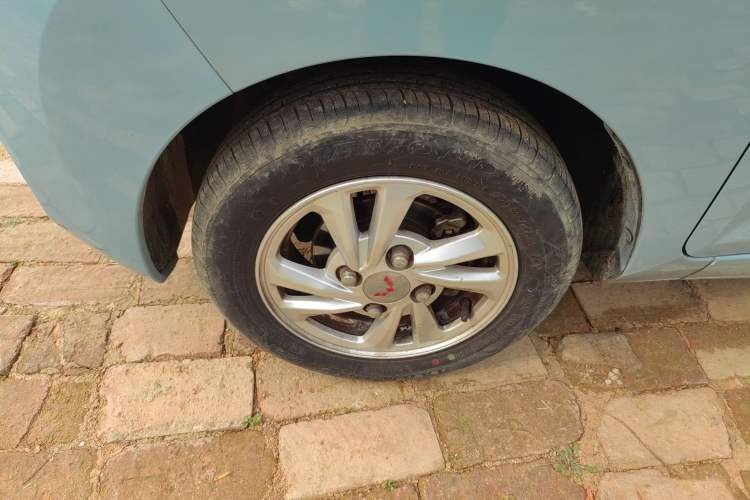 Used Wuling Hongguang MINIEV 2020 Enjoyment Model Lithium Iron Phosphate Left Front Wheel Hub