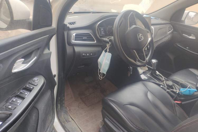 Used Baojun 730 2019 1.5T CVT Fashion Model 7 Seats China V Emission Standard