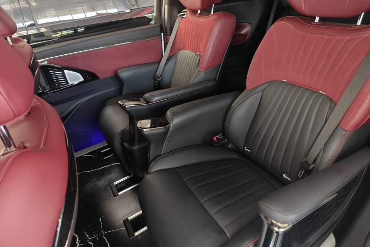 Used GAC Trumpchi M8 2023 Zongshi Series Dual-Motor Supreme Edition
