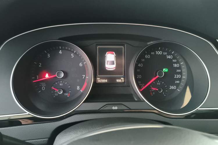 Used Volkswagen Magotan 2017 330TSI DSG Luxury Model Instrument Cluster