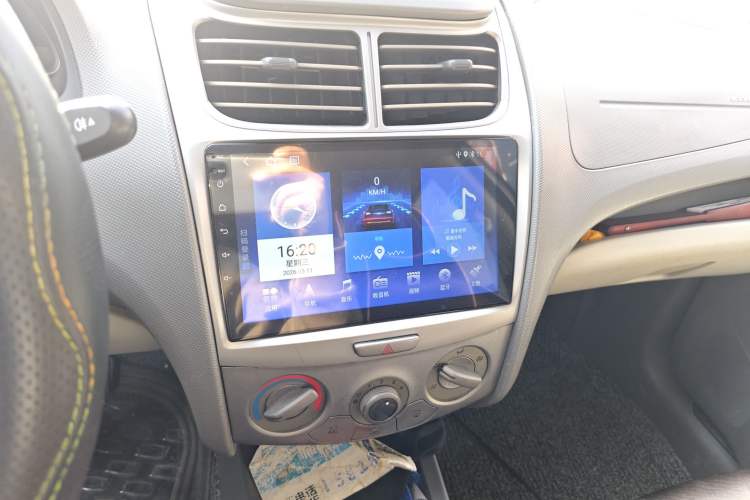 Used Chevrolet Sail 2011 Sedan 1.4L Manual Happiness Edition