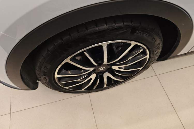 Used Leapmotor C11 2021 Revised Version Luxury Edition Left Front Wheel Hub