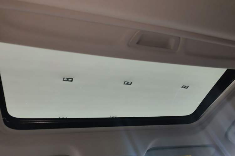 Used Buick GT 2021 1.3T Automatic Mild Hybrid Elite Version Headliner