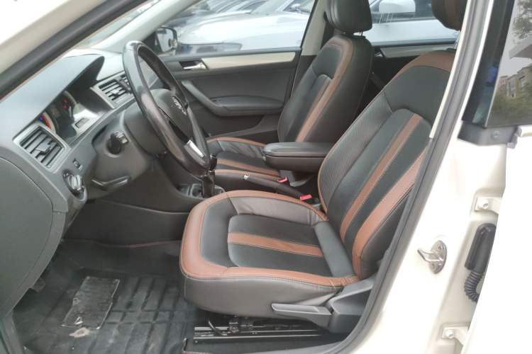 Used Skoda Rapid 2018 1.6L Manual Comfort Edition
