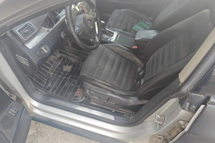 Used Volkswagen FAW-Volkswagen CC 2012 2.0 TSI Luxury Model Driver Seat