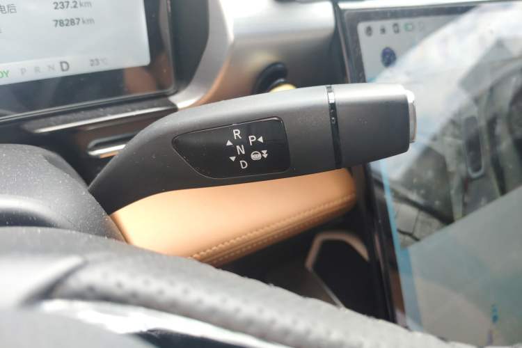 Used XPeng P5 2021 550P Gear Lever