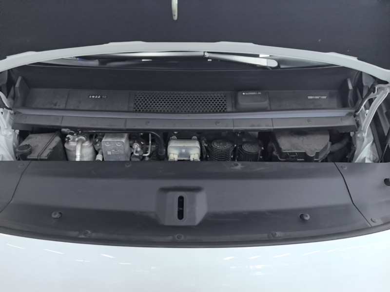 Used Li Auto MEGA 2024 Ultra Model — 19