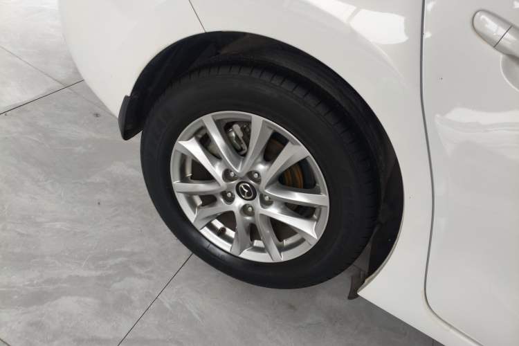 Used Mazda Mazda 3 Axela 2017 Sedan 1.5L Automatic Luxury Model Emission Standard China V
