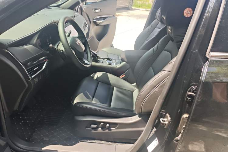 Used Cadillac XT4 2022 28T Two-Wheel Drive Fashion Edition Left Front Seat